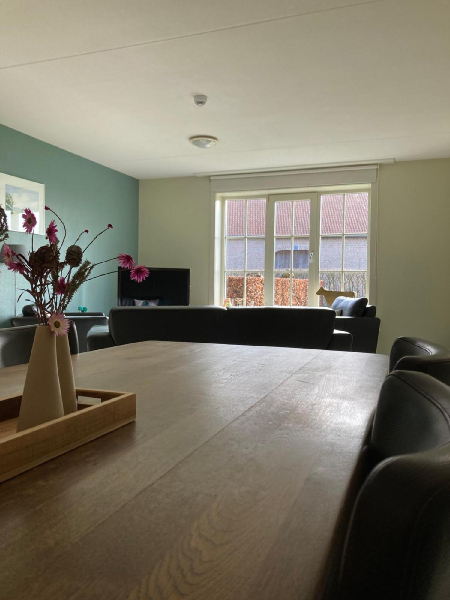 Accommodatie In Herbouwde Boerenschuur Koestal 勒特朗舍芒 外观 照片